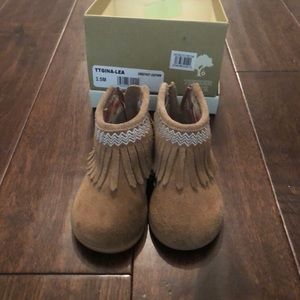 Tucker and Tate boots